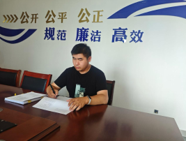 【興馬頭條｜員工風(fēng)采】沉心耕耘，自有光芒——何宇辰